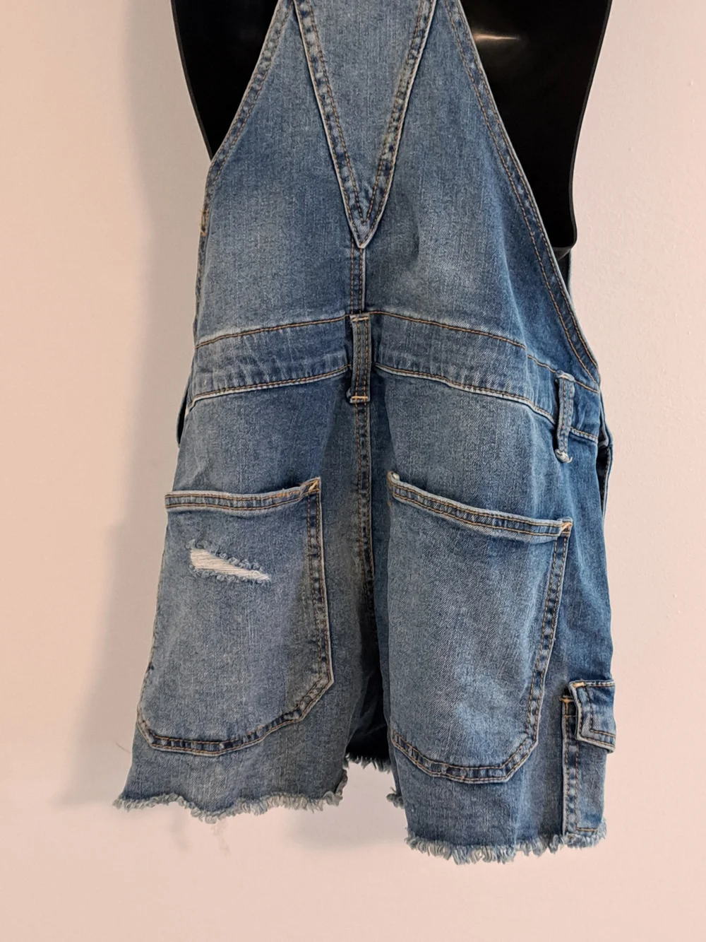 No Boundaries Distressed Blue Denim Short Overalls Juniors 7/9 - Picture 10 of 11